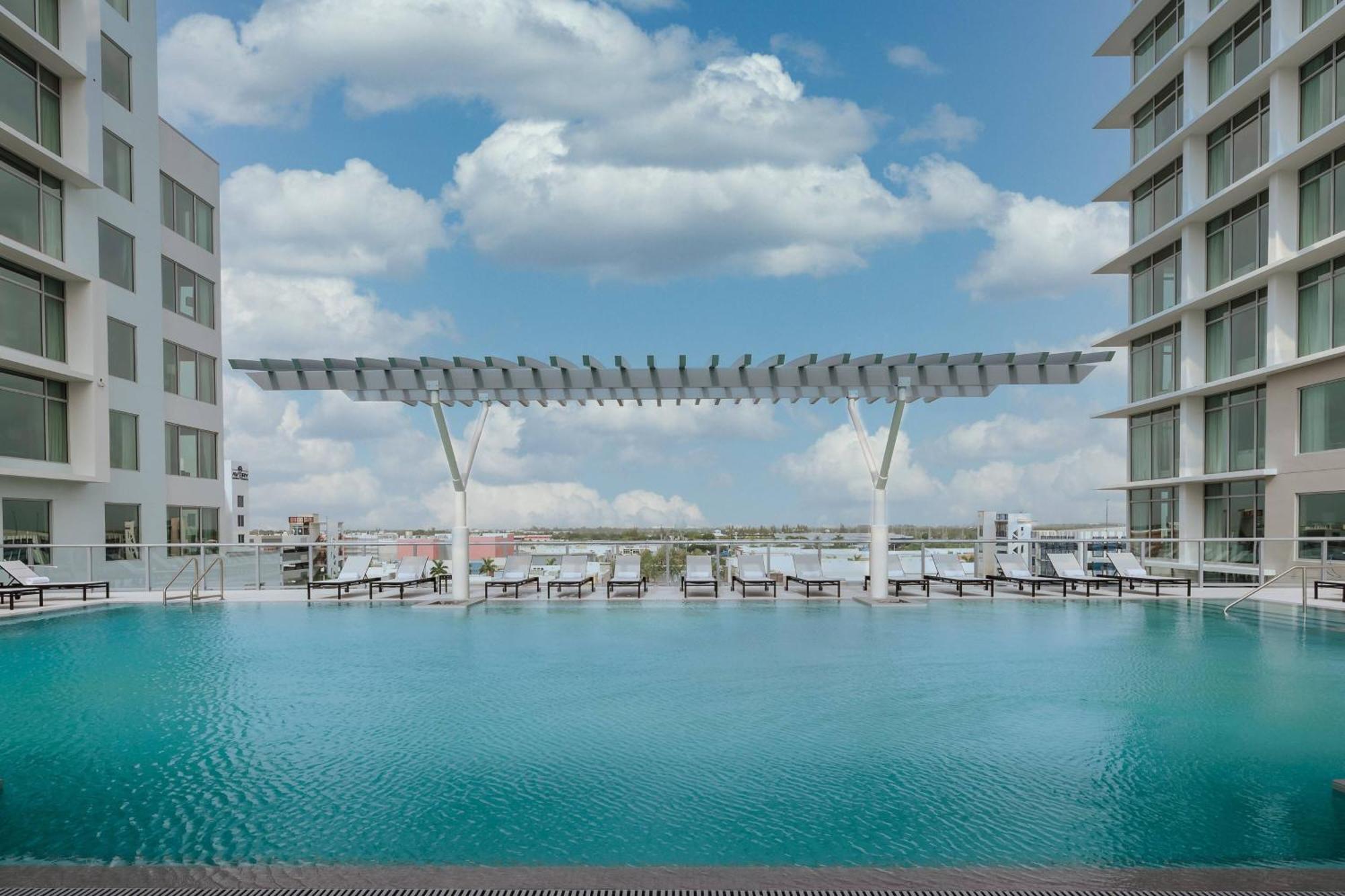 דניה ביץ' Marriott Fort Lauderdale Airport מראה חיצוני תמונה